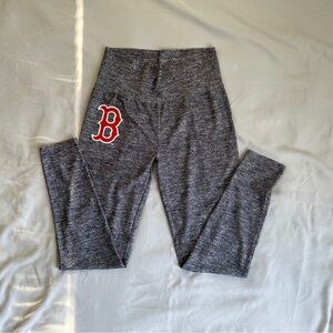 Majestic Gray Women’s Red Sox Logo Leggings